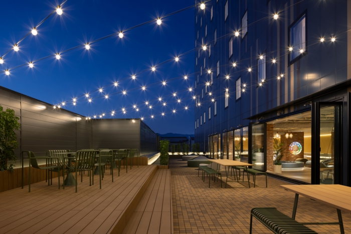 17_OMO5hakodatebyhosinoresorts_hokkaido_hakodate_hoshinoresorts_hotel_guestroom_buffetrestaurant_restaurant_cafe_bar.jpg