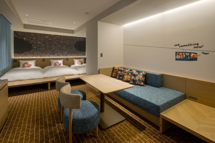 02_OMO5hakodatebyhosinoresorts_guestroom_hokkaido_hakodate_hoshinoresorts_hotel_guestroom_buffetrestaurant_restaurant_cafe_bar.jpg